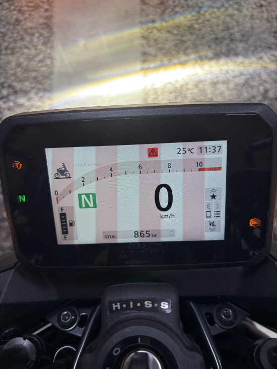 Honda Hornet 750 Noire - LOUVECIENNES