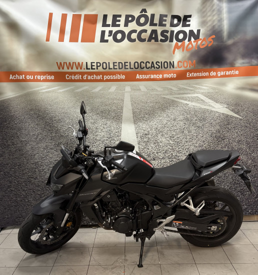 Honda Hornet 750 Noire - LOUVECIENNES