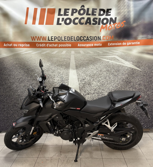 Honda Hornet 750 Noire - LOUVECIENNES