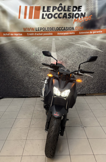 Honda Hornet 750 Noire - LOUVECIENNES