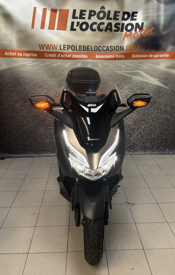 HONDA FORZA 300 GRIS MAT - LOUVECIENNES