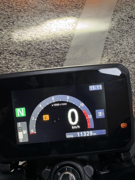 Honda CB 125R Noire - LOUVECIENNES